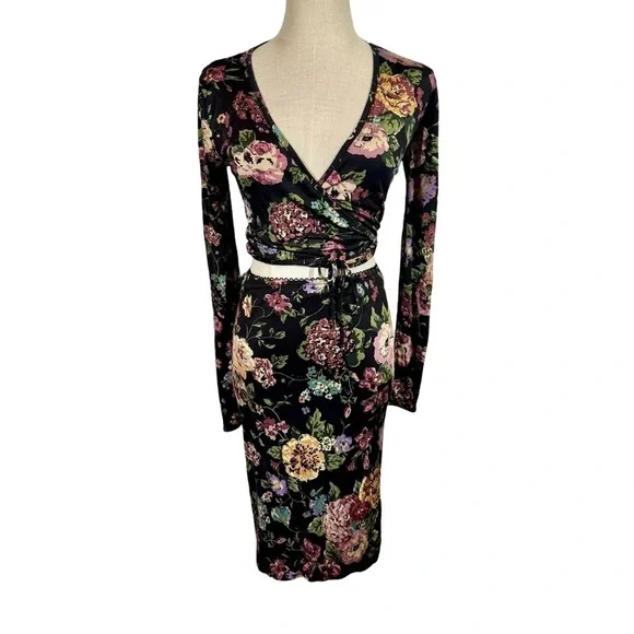 Rouje Paris 2 pc Set: Sade Wrap Top & Caro Skirt in Jardin D'Atomne Noir 34/US2 - Picture 5 of 16